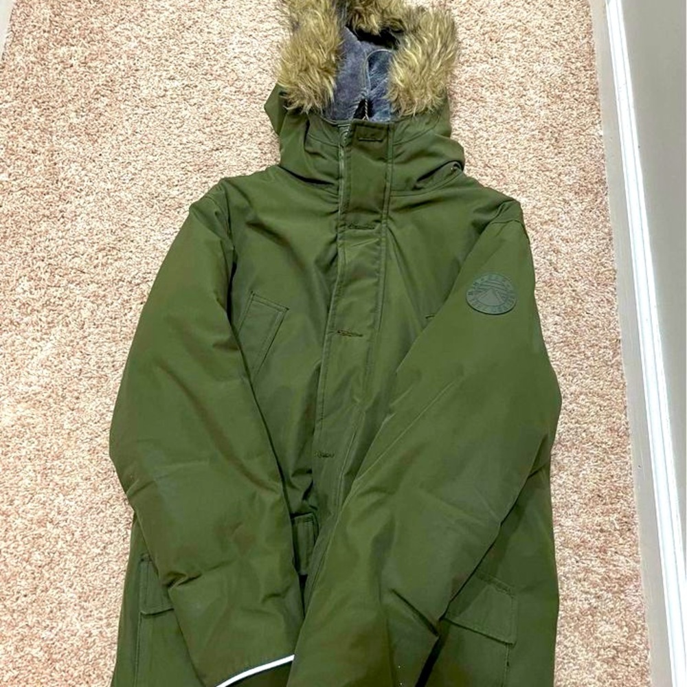 Smoke & pet free home
Size: XXL (Regular)